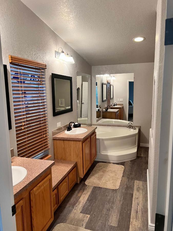 Parker Strip Pool House With Game Room! Екстер'єр фото